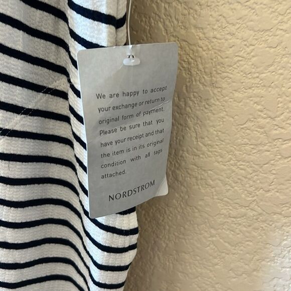 NWT Max Studio London Striped Ruffle Sleeve Top Navy & White Medim - Picture 7 of 11